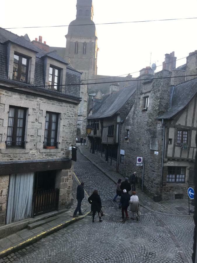 La Re-Naissance Villa Dinan Exteriör bild